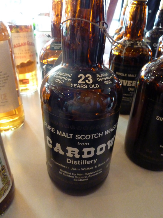 Cardow Cadenhead's 25 y