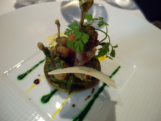 La tarte fine renversée aux asperges vertes et jambon Noir de Bigorre