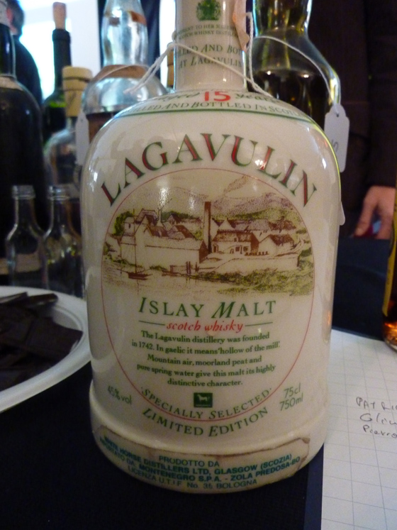 lagavulin 15 y cruchon 45