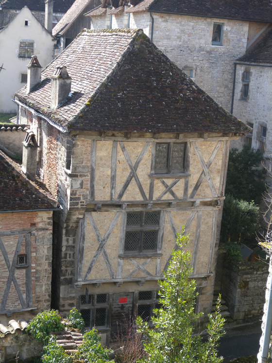 maison à St-Cirq-Lapopie