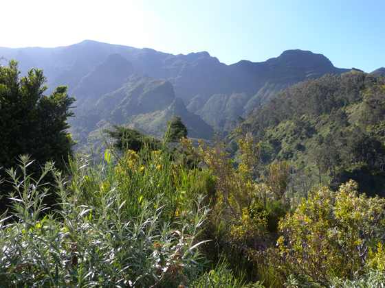 perdu au milieu des montagnes